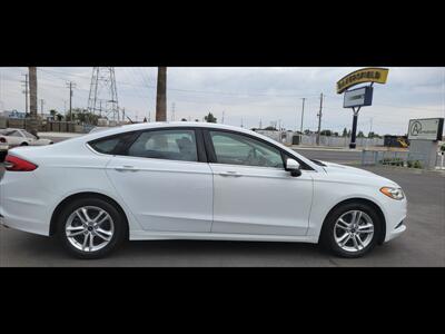 2018 Ford Fusion SE - Photo 5 - Bakersfield, CA 93312