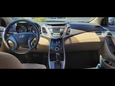 2016 Hyundai ELANTRA SE - Photo 11 - Bakersfield, CA 93312