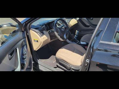 2016 Hyundai ELANTRA SE - Photo 8 - Bakersfield, CA 93312