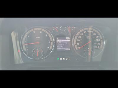 2010 Dodge Ram 1500 SLT   - Photo 11 - Bakersfield, CA 93312