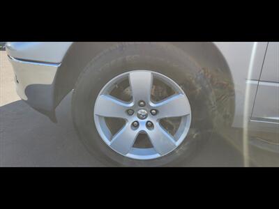 2010 Dodge Ram 1500 SLT   - Photo 8 - Bakersfield, CA 93312