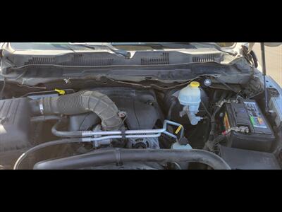 2010 Dodge Ram 1500 SLT   - Photo 16 - Bakersfield, CA 93312