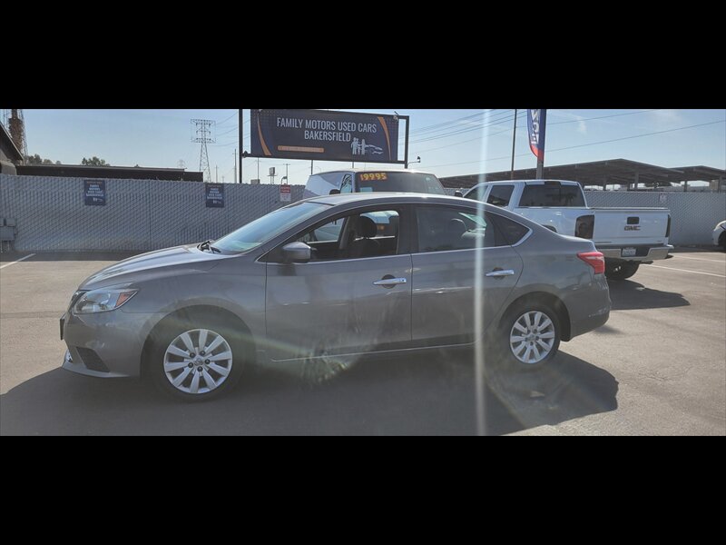 2017 Nissan Sentra S   - Photo 1 - Bakersfield, CA 93312