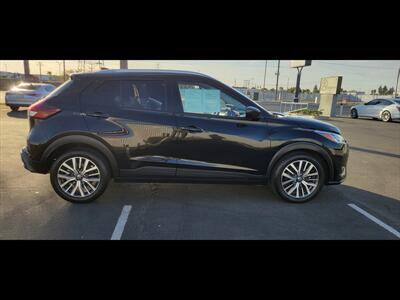 2021 Nissan KICKS SV SV - Photo 3 - Bakersfield, CA 93312