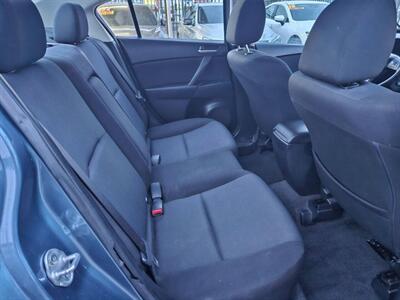 2010 Mazda Mazda3 i Sport 4dr Sedan 5A - Photo 19 - Richmond, CA 94804