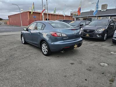 2010 Mazda Mazda3 i Sport 4dr Sedan 5A - Photo 4 - Richmond, CA 94804