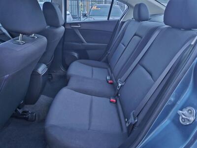 2010 Mazda Mazda3 i Sport 4dr Sedan 5A - Photo 15 - Richmond, CA 94804