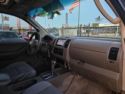 2006 Nissan Frontier SE 4dr Crew Cab SB 5A - Photo 10 - Richmond, CA 94804
