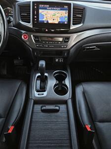 2018 Honda Ridgeline RTL T 4dr Crew Cab 5.3 ft. SB - Photo 16 - Richmond, CA 94804