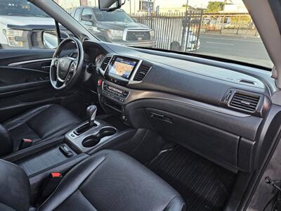 2018 Honda Ridgeline RTL T 4dr Crew Cab 5.3 ft. SB - Photo 13 - Richmond, CA 94804