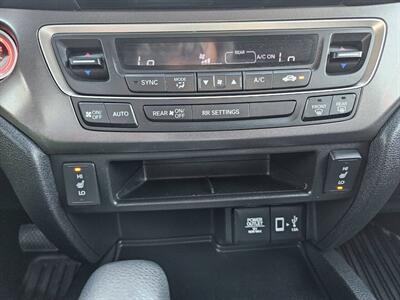2018 Honda Ridgeline RTL T 4dr Crew Cab 5.3 ft. SB - Photo 33 - Richmond, CA 94804