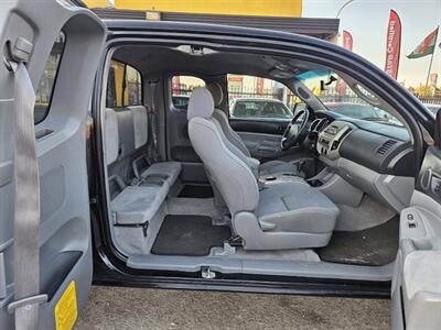 2005 Toyota Tacoma PreRunner V6 4dr Access Cab Rwd SB - Photo 19 - Richmond, CA 94804
