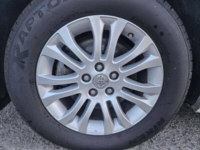 2015 Toyota Sienna XLE Premium 8 Passenger 4dr Mini Van - Photo 36 - Richmond, CA 94804