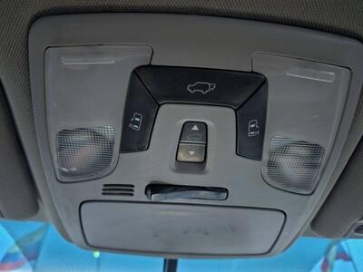 2015 Toyota Sienna XLE Premium 8 Passenger 4dr Mini Van - Photo 32 - Richmond, CA 94804