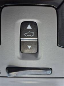 2015 Toyota Sienna XLE Premium 8 Passenger 4dr Mini Van - Photo 33 - Richmond, CA 94804