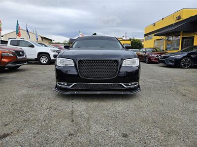 2016 Chrysler 300C 4dr Sedan - Photo 2 - Richmond, CA 94804