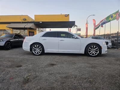 2018 Chrysler 300 Series Limited 4dr Sedan   - Photo 7 - Richmond, CA 94804