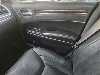 2018 Chrysler 300 Series Limited 4dr Sedan   - Photo 23 - Richmond, CA 94804