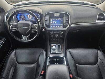 2018 Chrysler 300 Series Limited 4dr Sedan   - Photo 10 - Richmond, CA 94804