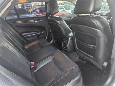 2018 Chrysler 300 Series Limited 4dr Sedan   - Photo 20 - Richmond, CA 94804