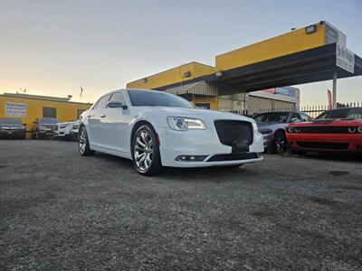2018 Chrysler 300 Series Limited 4dr Sedan   - Photo 1 - Richmond, CA 94804