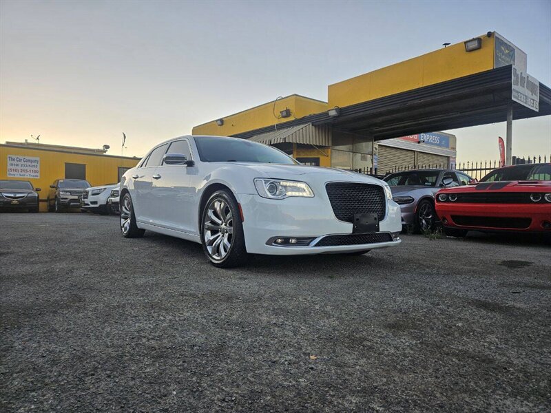 2018 Chrysler 300 Series Limited 4dr Sedan   - Photo 1 - Richmond, CA 94804