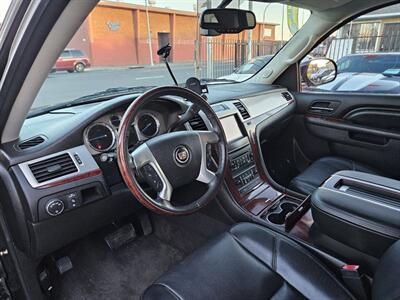 2014 Cadillac Escalade ESV Premium AWD 4dr SUV - Photo 10 - Richmond, CA 94804