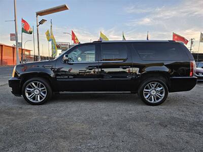 2014 Cadillac Escalade ESV Premium AWD 4dr SUV - Photo 6 - Richmond, CA 94804