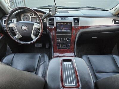 2014 Cadillac Escalade ESV Premium AWD 4dr SUV - Photo 11 - Richmond, CA 94804