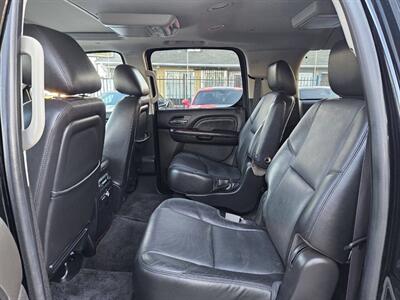 2014 Cadillac Escalade ESV Premium AWD 4dr SUV - Photo 18 - Richmond, CA 94804