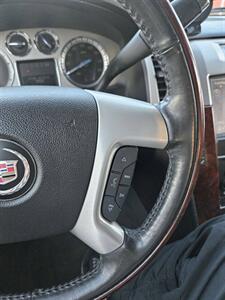 2014 Cadillac Escalade ESV Premium AWD 4dr SUV - Photo 27 - Richmond, CA 94804