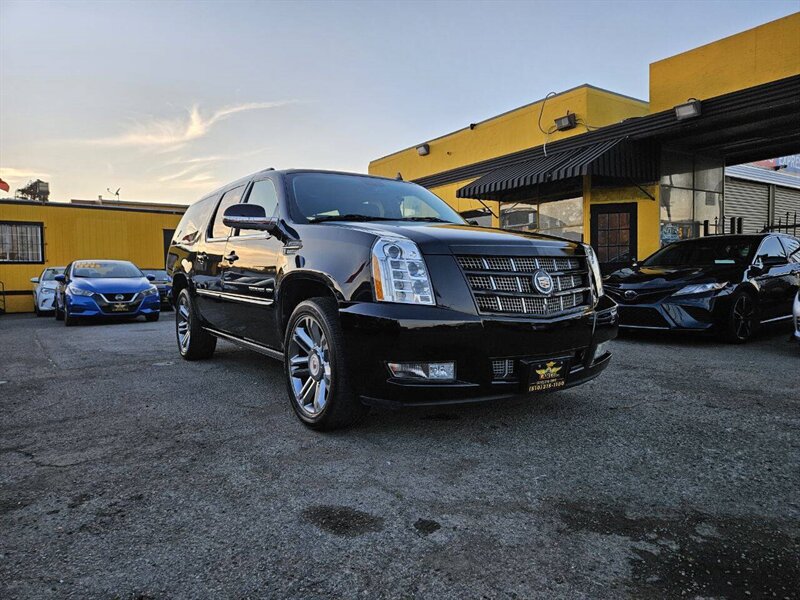 2014 Cadillac Escalade ESV Premium AWD 4dr SUV   - Photo 1 - Richmond, CA 94804