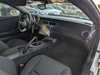 2011 Chevrolet Camaro SS 2dr Coupe w/1SS - Photo 34 - Richmond, CA 94804