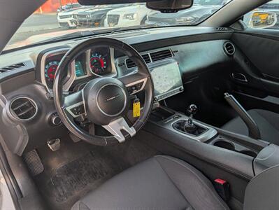 2011 Chevrolet Camaro SS 2dr Coupe w/1SS - Photo 30 - Richmond, CA 94804