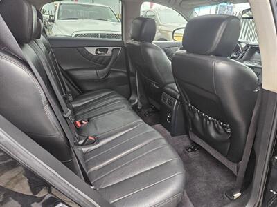 2015 INFINITI QX70 Base AWD 4dr SUV   - Photo 21 - Richmond, CA 94804