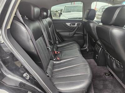 2015 INFINITI QX70 Base AWD 4dr SUV   - Photo 19 - Richmond, CA 94804