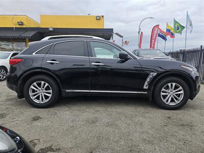 2015 INFINITI QX70 Base AWD 4dr SUV   - Photo 7 - Richmond, CA 94804