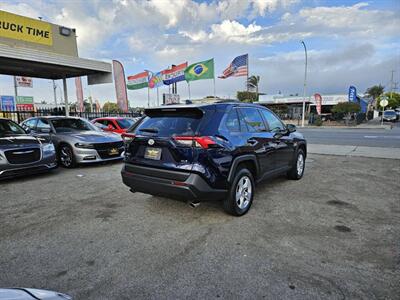 2020 Toyota RAV4 XLE 4dr SUV - Photo 10 - Richmond, CA 94804
