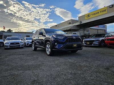 2020 Toyota RAV4 XLE 4dr SUV - Photo 2 - Richmond, CA 94804