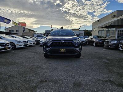 2020 Toyota RAV4 XLE 4dr SUV - Photo 4 - Richmond, CA 94804