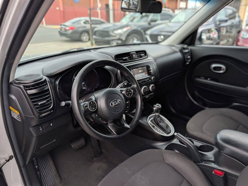 2017 Kia Soul Base - Photo 14