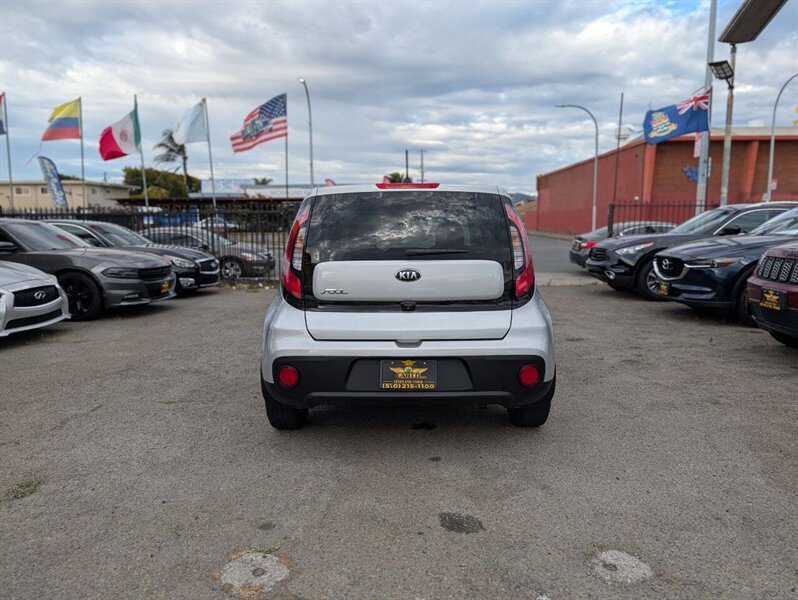 2017 Kia Soul Base - Photo 6