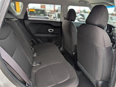 2017 Kia Soul Base 4dr Crossover 6A - Photo 22 - Richmond, CA 94804