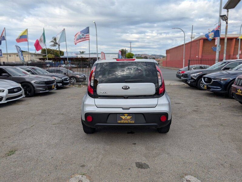 2017 Kia Soul Base - Photo 10