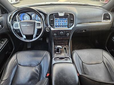 2014 Chrysler 300C 4dr Sedan - Photo 15 - Richmond, CA 94804