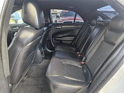 2014 Chrysler 300C 4dr Sedan - Photo 20 - Richmond, CA 94804