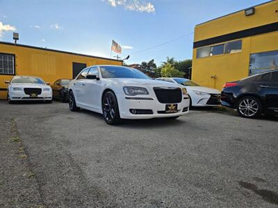 2014 Chrysler 300C 4dr Sedan - Photo 3 - Richmond, CA 94804