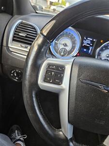 2014 Chrysler 300C 4dr Sedan - Photo 34 - Richmond, CA 94804