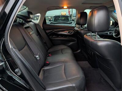 2016 INFINITI Q70 3.7 4dr Sedan - Photo 24 - Richmond, CA 94804