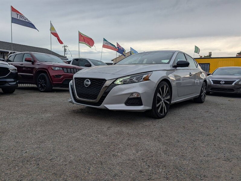 2020 Nissan Altima 2.5 SR 4dr Sedan   - Photo 1 - Richmond, CA 94804
